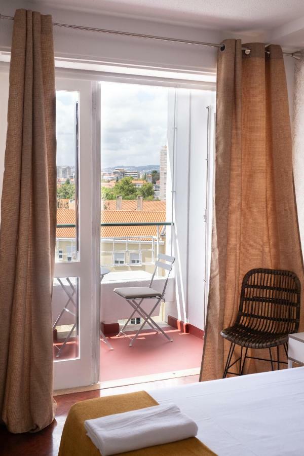 4U Lisbon Suites & Guesthouse VII Airport Екстер'єр фото