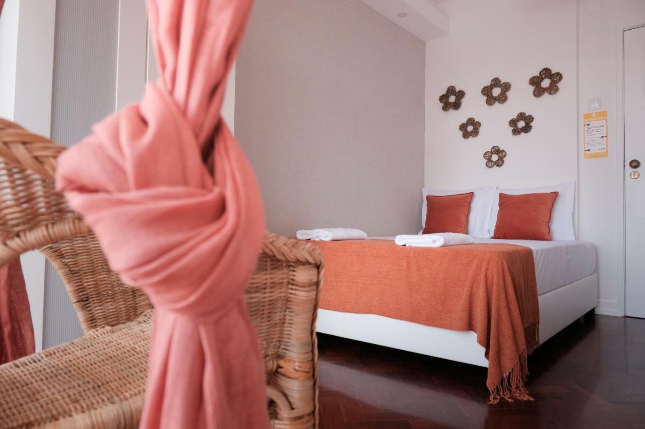 4U Lisbon Suites & Guesthouse VII Airport Екстер'єр фото