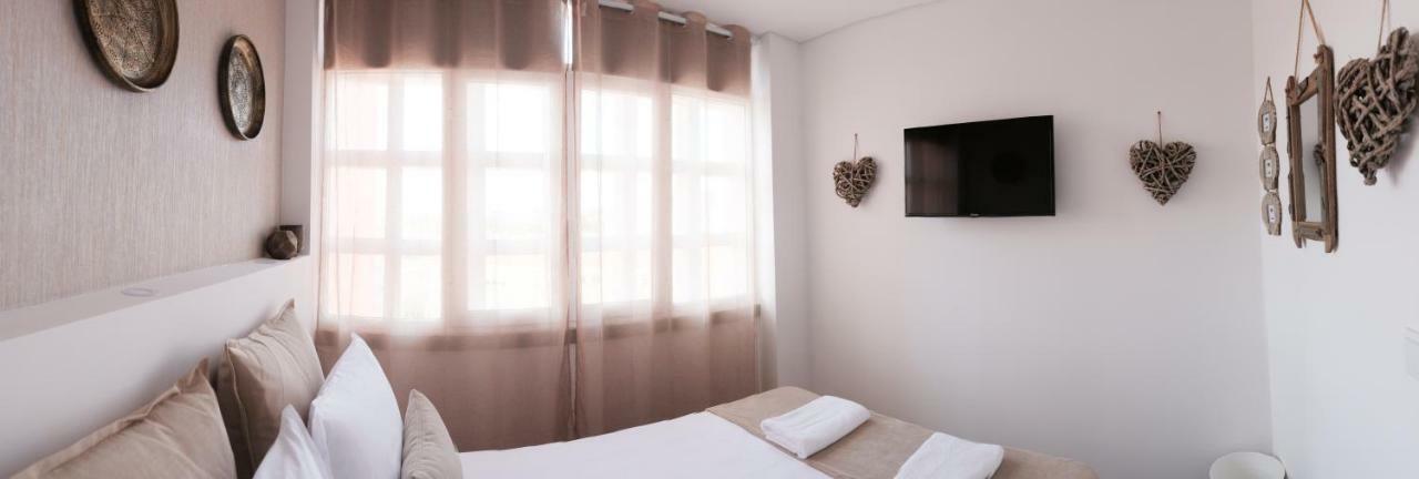 4U Lisbon Suites & Guesthouse VII Airport Екстер'єр фото