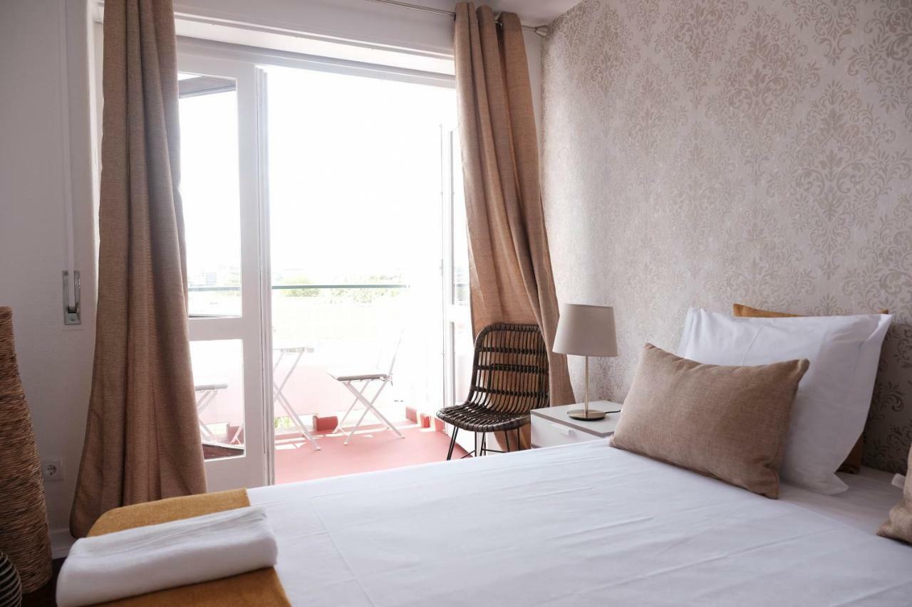 4U Lisbon Suites & Guesthouse VII Airport Екстер'єр фото
